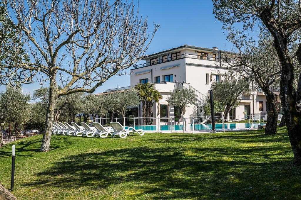 Appartamento Ideal Sirmione Eksteriør bilde